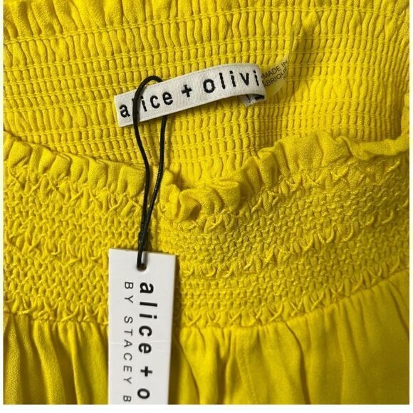 Alice + Olivia Larissa Smocked Waistband Wide Leg Split Pants in Yellow XS - Picture 5 of 9